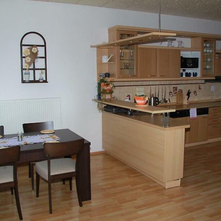 Apartman Brasov, Tyn Nad Vltavou Daire Dış mekan fotoğraf