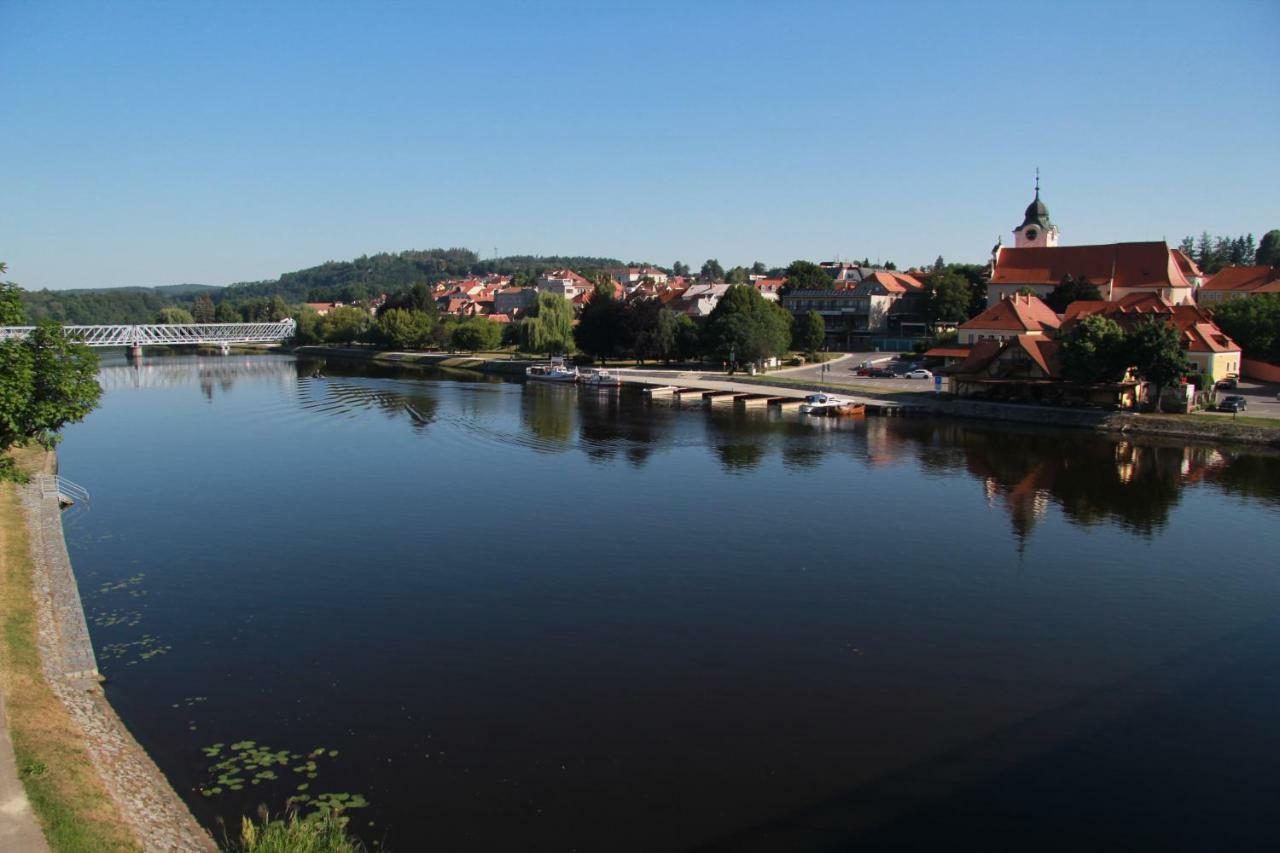 Apartman Brasov, Tyn Nad Vltavou Daire Dış mekan fotoğraf